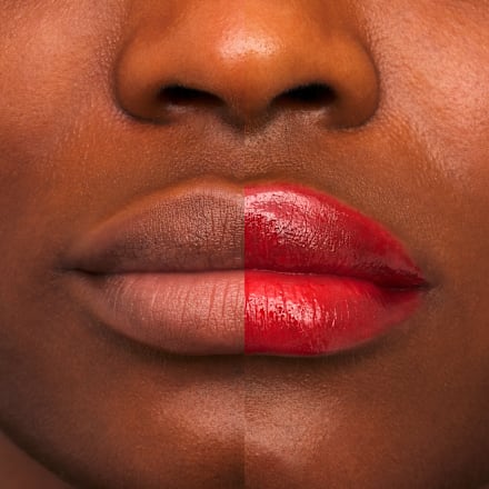 Glossy Glaze ruž za usne – 04 Red-dy For The Day essence