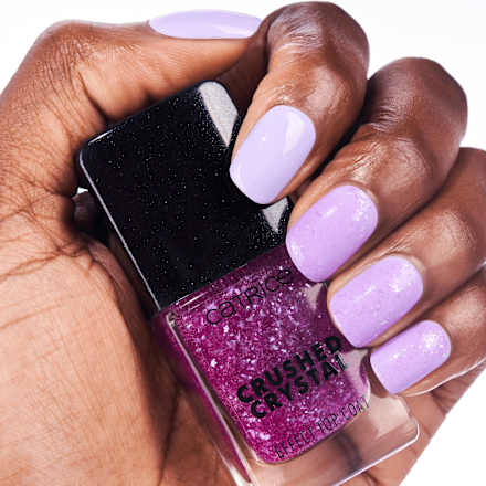 Top Coat Effect Crushed Crystal lak za nokte - 010 Amethyst Aura CATRICE