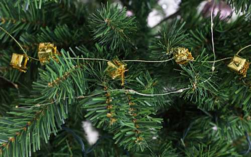 Girlande, Folienpäckchen, gold Dekorieren & Einrichten