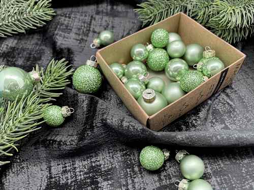 Kugel aus Glas, mild sage, mini (3 Größen) Dekorieren & Einrichten