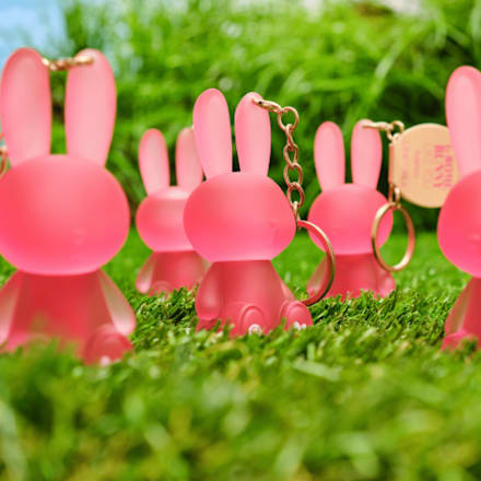 Lesk na pery Somebunny LikeYou essence