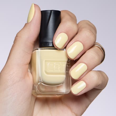 Lak na nechty Gel Affair - 012 Easy Peasy Lemon Squeezy CATRICE