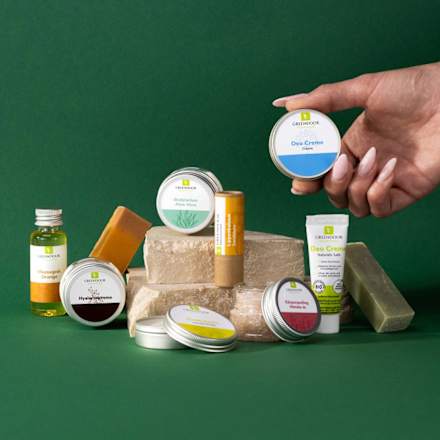 Adventskalender 2024 mit 24 natürlich pflegenden Überraschungen Greendoor