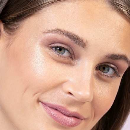 Highlighter Silky Baked Glowlights 020 trend !t up