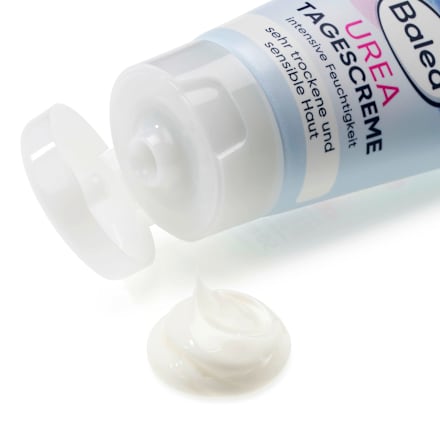 Denný pleťový krém Urea s OF 15 Balea