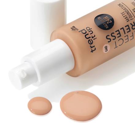 Foundation Perfect Poreless Matte 040 Rose Beige  trend !t up