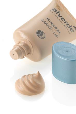 Mineralni tečni puder - 01 alverde NATURKOSMETIK