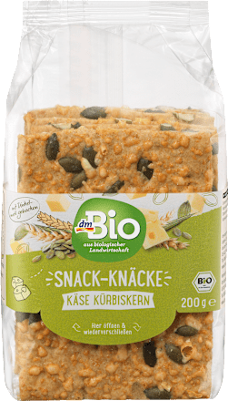bio křupavý snack se sýrem a dýňovými semínky  dmBio