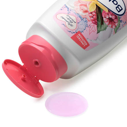 Penušava kupka Berry Breeze Balea