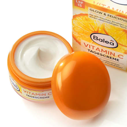 Denný pleťový krém Vitamin C s OF 15 Balea