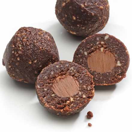 Datľovo - lieskovcové guľôčky s nugátom Bliss Balls dmBio