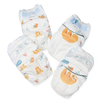 Premium pelene gaćice junior Jumbo Pack, vel. 5+ (11 – 18 kg) babylove
