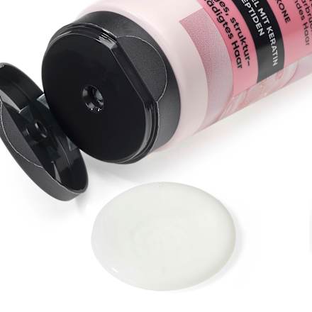 Šampon s keratinom in peptidi za lomljive in poškodovane lase KERATIN REPAIR Balea PROFESSIONAL
