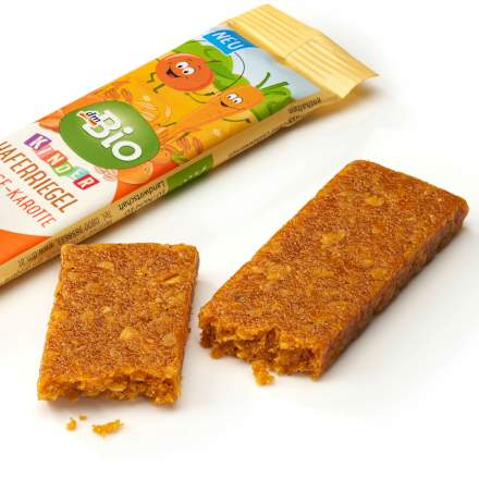 Batoane de fructe cu ovăz, portocală și morcov, pentru copii de la 3 ani dmBio