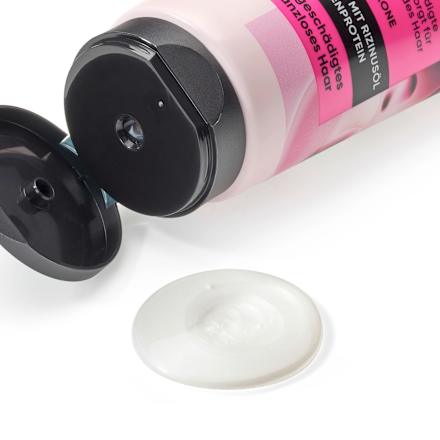 GLOSSY & LONG Šampon za dugu i oštećenu kosu Balea PROFESSIONAL