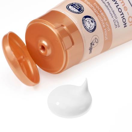 Lotion do ciała z olejkiem migdałowym Balea