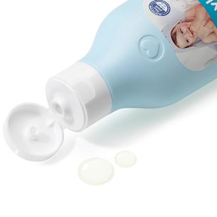sensitive ulje za masažu beba - kamilica i sojino ulje babylove