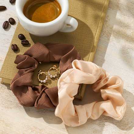 Scrunchies aus recyceltem Polyester nude, braun ebelin