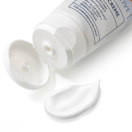 denní pleťový krém Sensitive Balea MEN