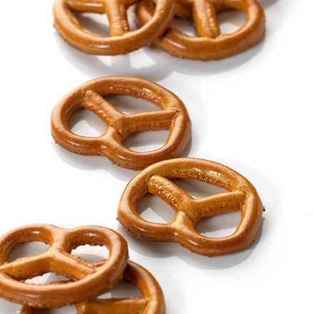 Mini brezel BIO al farro senza granelli di sale dmBio