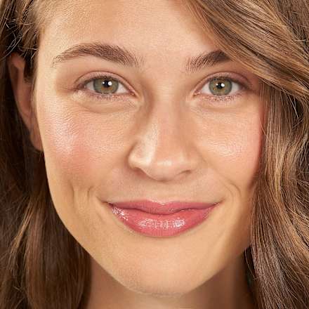 Color Meets Care serum i ruž za usne – 020 Light Pink trend !t up