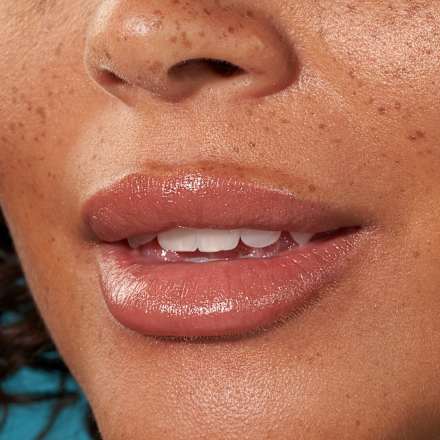 Lippenstift Color Meets Care Serumstick 050 Pearly Nude Red trend !t up