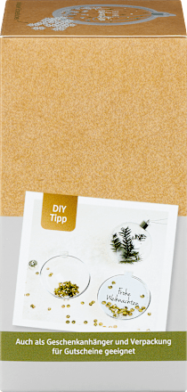 Foto Weihnachtskugeln mit Schnee Paradies