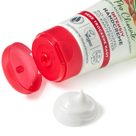 Intenzivna krema za roke z bio granatnim jabolkom in bio karitejevim maslom alverde NATURKOSMETIK