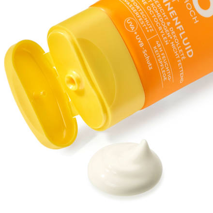 fluid na opalování matující SPF30 SUNDANCE