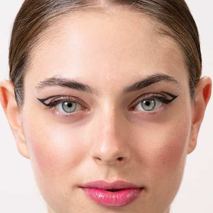 Eyeliner Dip it! Brush trend !t up