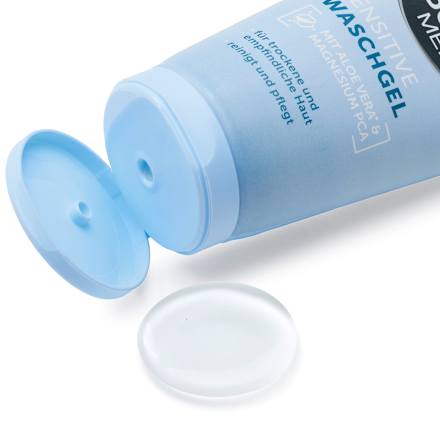 Gel za umivanje obraza SENSITIVE Balea MEN