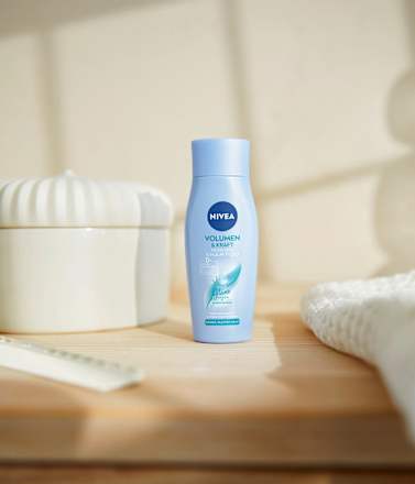 Volumen & Kraft Pflegeshampoo NIVEA