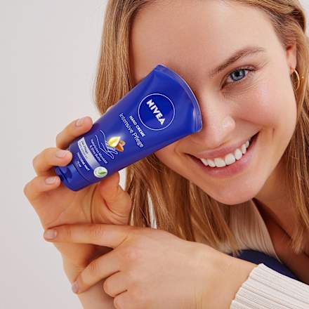 Handcreme intensive Pflege natürliches Mandelöl und Sheabutter NIVEA