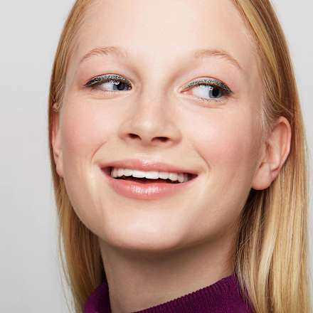 Longlasting vodootporna olovka za oči 18 h – 12 I have a green essence