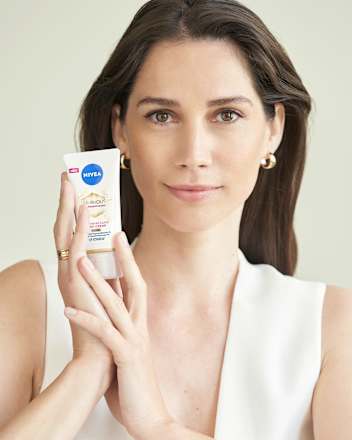 Krema za roke Luminous, ZF15 NIVEA