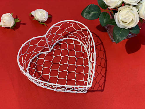 Drahtkorb Herzform, weiß Dekorieren & Einrichten