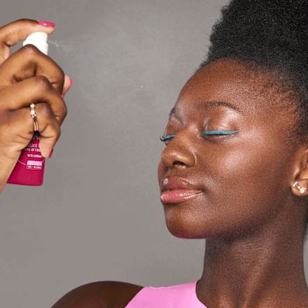Fixierspray Instant Matt Make-Up essence