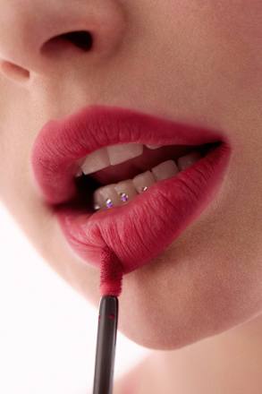 Lippenstift Liquid Lipstick Scarlet Muse BANANA BEAUTY
