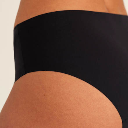 Periodenunterwäsche Hipster Seamless Schwarz, Gr. 42 ooia