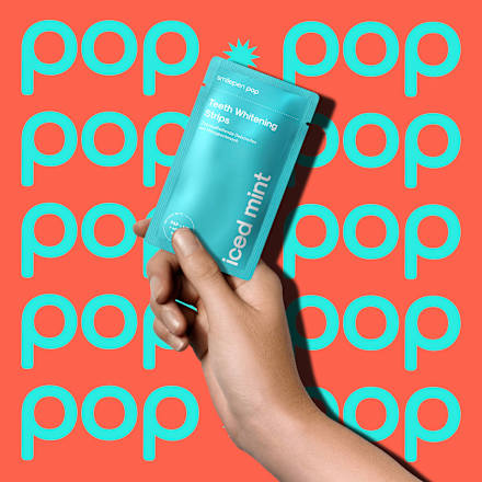 Bieliace prúžky Iced Mint smilepen pop