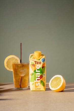 Teegetränk, Schwarztee mit Zitrone share