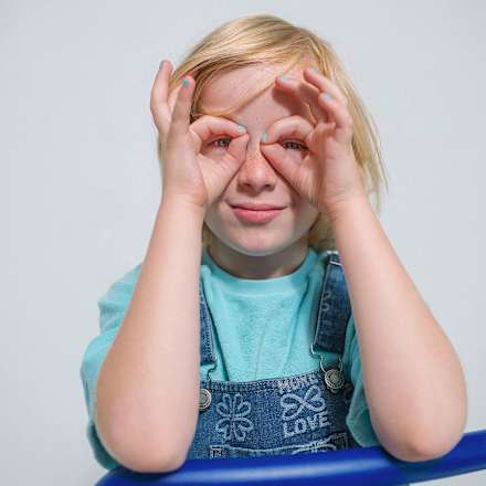 Nagellack Kids Plant Based 01 Space Blue gitti