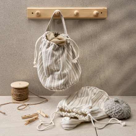 Stoffbeutel-Set mit Henkel/Kordelzug aus Bio-Baumwolle, Streifen/natur (32x24x20 cm) Vito & Joe