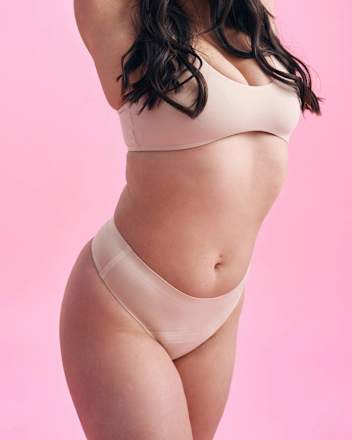 Periodenunterwäsche Seamless Tanga Sand, Gr. 42 The Female Company