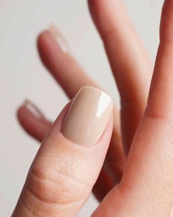 The Clean Girl Edition Künstliche Nägel Press Ons Extra Short Square Toffee Doonails