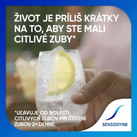 Zubná pasta Repair & Protect Whitening Sensodyne