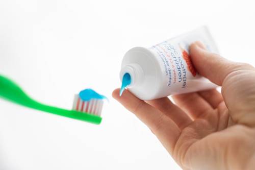 Dečija pasta za zube - magic toothgel for children, 2 - 6 godina  ziaja