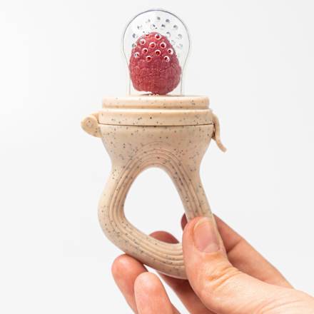 Suzetă pentru fructe&legume cu 3 tetine babysnugg