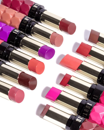 Color Fetish Shine ruž za usne – 190 Covet MILANI