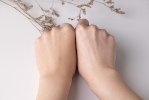 Conceal + Perfect 2-in-1 tekući puder – 01A Creamy Nude MILANI